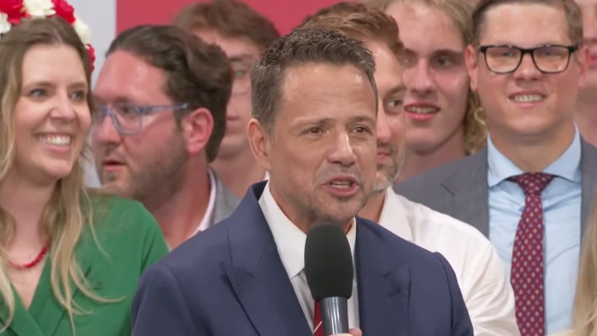 Rafał Trzaskowski zabrał głos po wyborach. Emocjonalny wpis do obywateli i rywala
